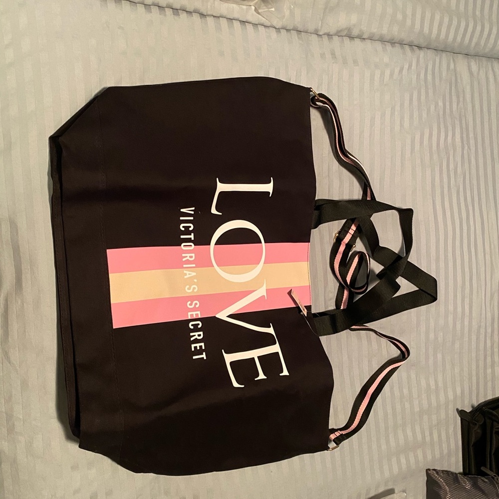Jumbo duffle bag